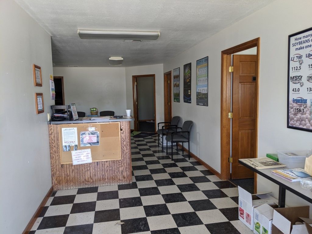 Formally Nutrien Ag Solutions: 301 E State Highway 133, Oakland, IL 61943